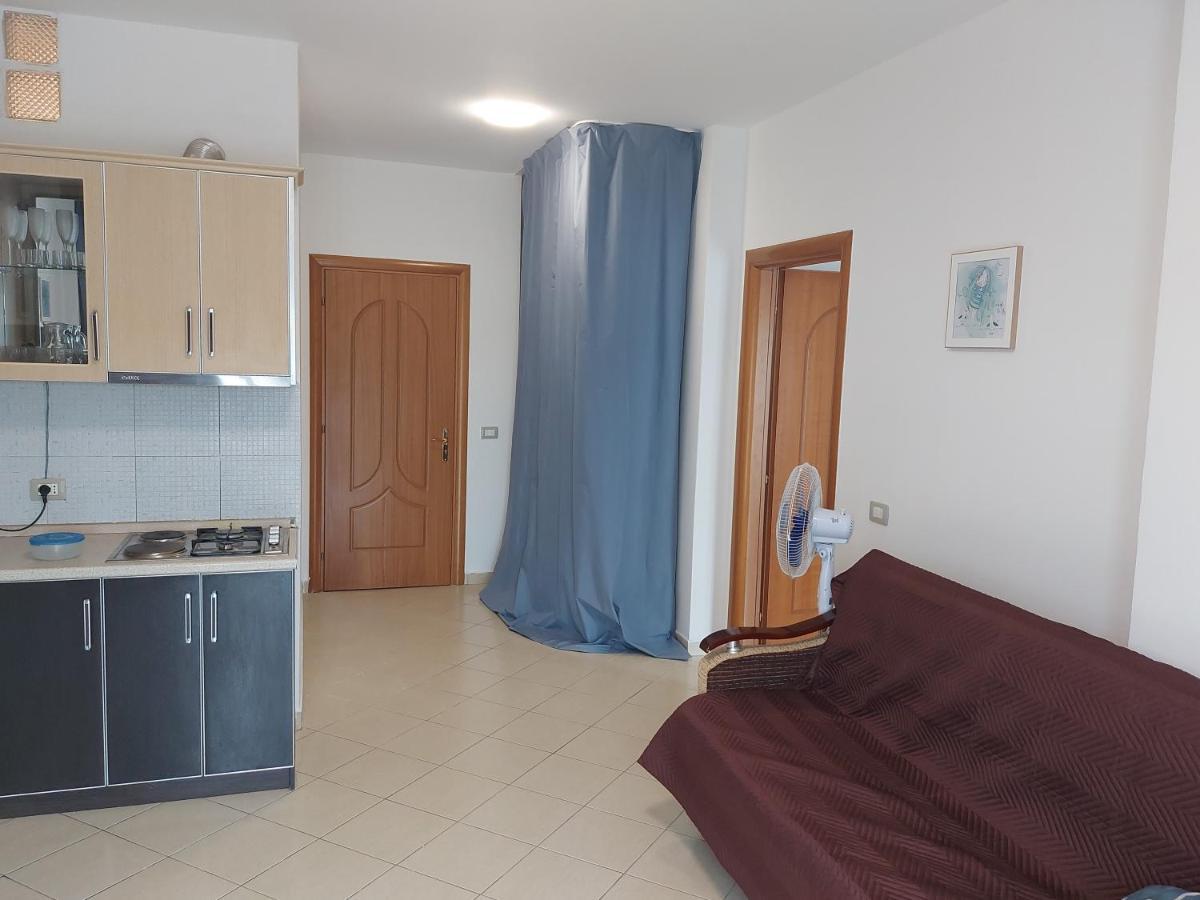 Golden Beach Apartments Durrës 외부 사진